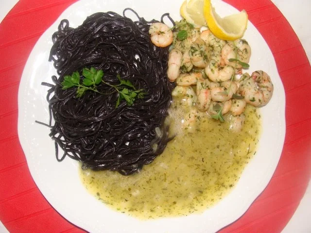 Rezept: Meeresfrüchte : Garnelen mit Butterkräutersauce Meeresfrüchte : Garnelen mit Butterkräutersauce - Rezept