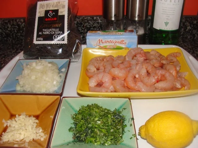 Rezept: Meeresfrüchte : Garnelen mit Butterkräutersauce Bild Nr. 4 Meeresfrüchte : Garnelen mit Butterkräutersauce - Rezept - Bild Nr. 4