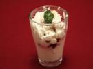 Mascarpone-Kirsch-Röllchen an süßem Pesto - Rezept