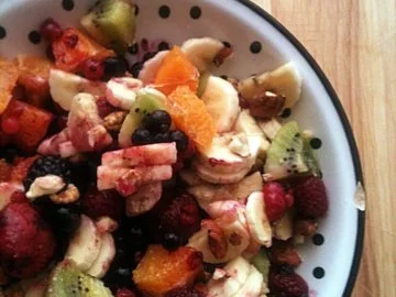 Rezept: Obstsalat fruchtiger Genuss Fruchtsalat, alles was der Kühlschrank hergibt Obstsalat fruchtiger Genuss Fruchtsalat, alles was der Kühlschrank hergibt - Rezept