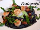 Schwarze Tagliatelle mit Bärlauchcreme und Kirschtomaten - Rezept
