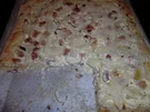 Rezept: Grundrezept Flammkuchenteig (Fotos entspechen doppelter Menge) Bild Nr. 2 Grundrezept Flammkuchenteig (Fotos entspechen doppelter Menge) - Rezept - Bild Nr. 2