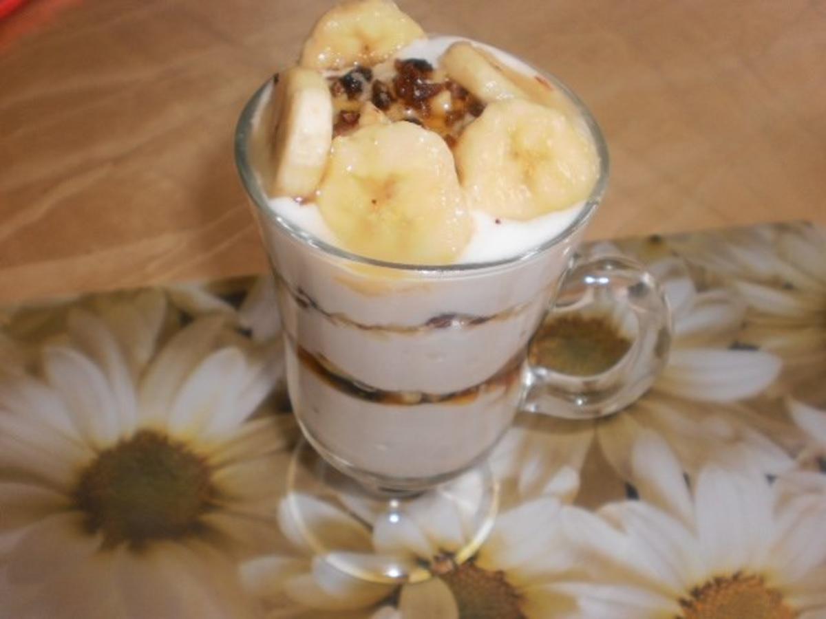 Bananen-Buttermilch-Quark mit Nüssen - Rezept Eingereicht von gabi-63 ...