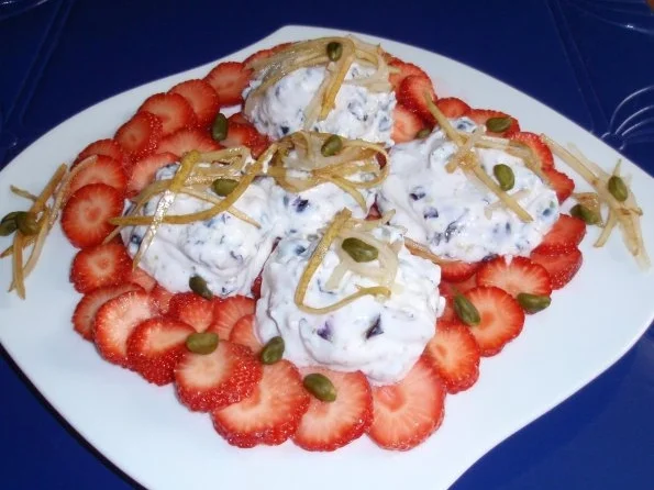 Heidelbeerquark auf Erdbeerfeld - Rezept - Bild Nr. 5