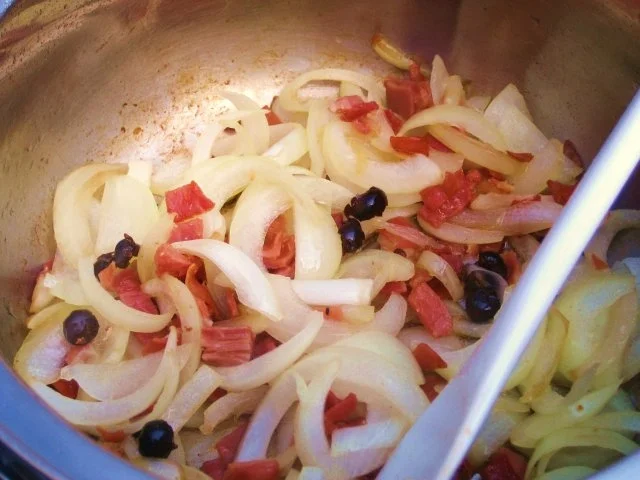 Rezept: Hähnchen-Cordon bleu mit deftigem Sauerkraut Bild Nr. 2 Hähnchen-Cordon bleu mit deftigem Sauerkraut - Rezept - Bild Nr. 2