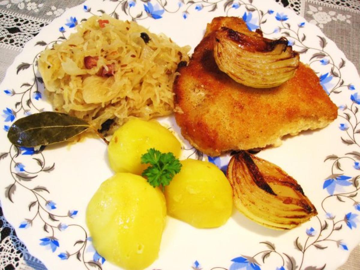 Hähnchen-Cordon bleu mit deftigem Sauerkraut - Rezept - Bild Nr. 5