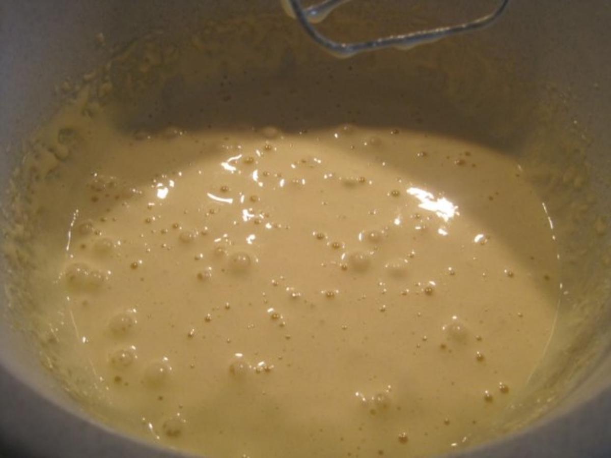 Vanillecreme-Torte mit Schokoperlen - Rezept - Bild Nr. 3
