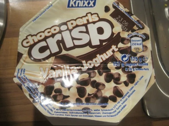 Vanillecreme-Torte mit Schokoperlen - Rezept - Bild Nr. 6