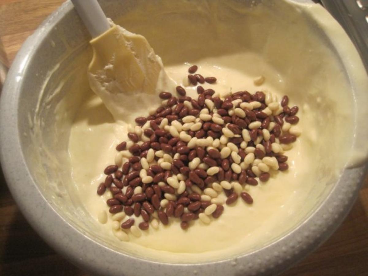 Vanillecreme-Torte mit Schokoperlen - Rezept - Bild Nr. 8