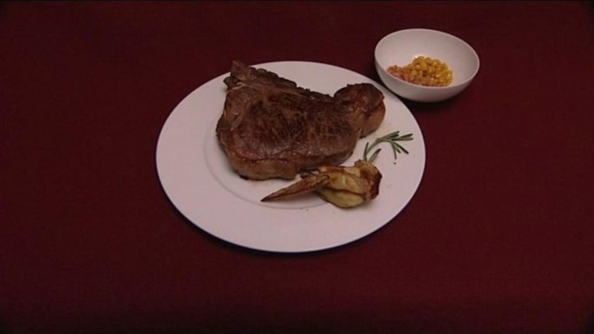 Bilder für T-Bone Steak, Potato Wedges, Baked Beans und gebratener Mais (John Doyle) - Rezept