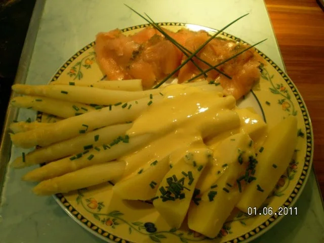 Rezept: Lachs mit Spargel und Kartoffeln Bild Nr. 7 Lachs mit Spargel und Kartoffeln - Rezept - Bild Nr. 7