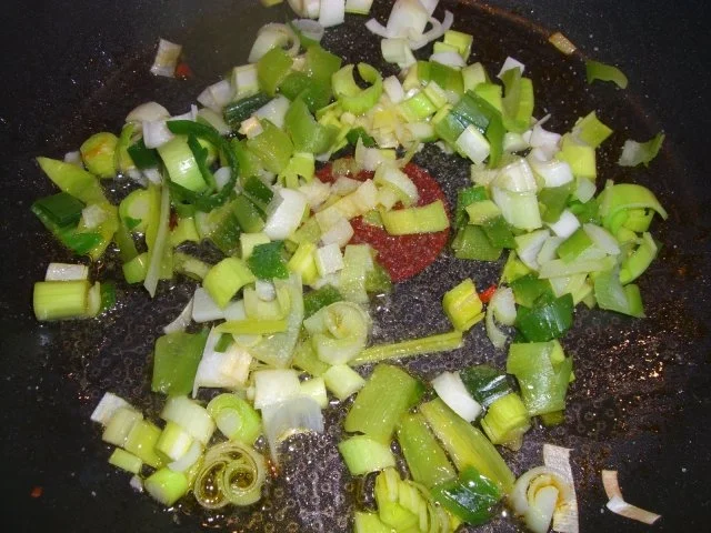 Gefüllter Hackbraten auf Tomatensauce - Rezept - Bild Nr. 4