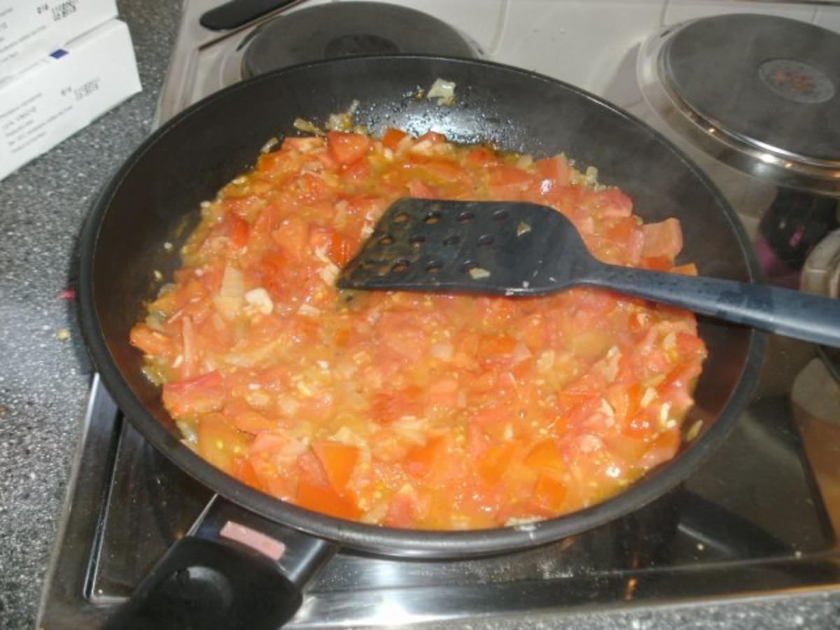Gambas mit Pasta und Tomaten-Knoblauchsugo - Rezept