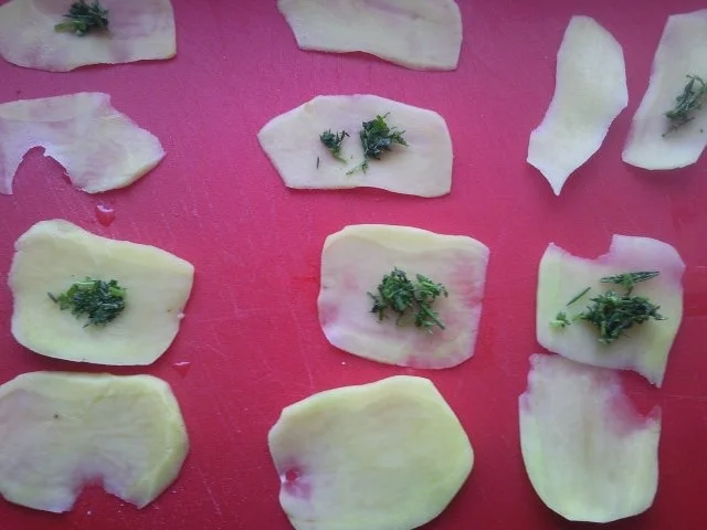 Rezept: Kräuterchips Bild Nr. 4 Kräuterchips - Rezept - Bild Nr. 4