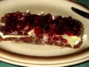 Rezept: Snack/Brot โ Camembert mit Wildpreiselbeeren รผberbacken Snack/Brot โ Camembert mit Wildpreiselbeeren รผberbacken - Rezept