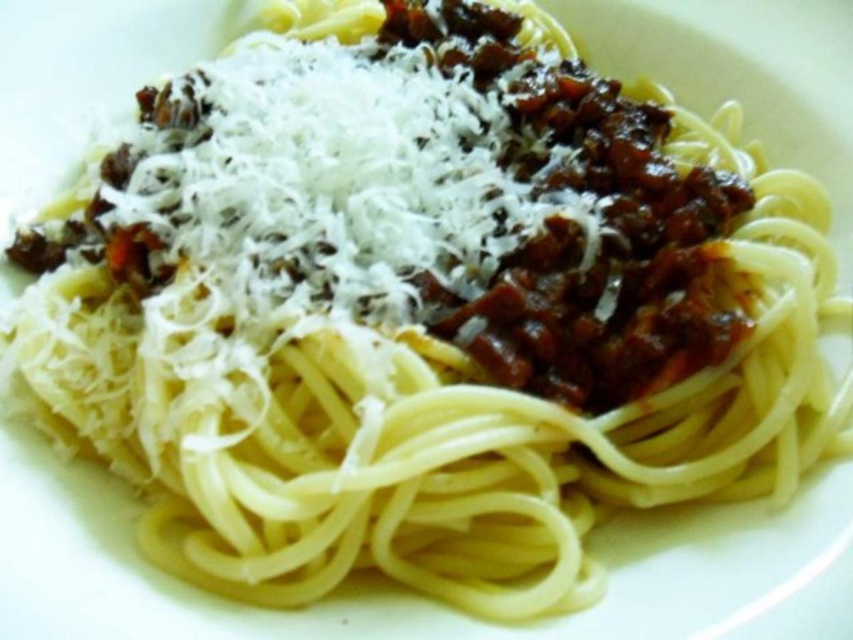 Fleischsauce nach Bologneser Art - einfach - von sylvia57 Fleischsauce nach Bologneser Art - einfach - von sylvia57