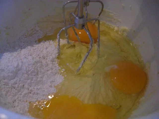 Rezept: Amarettini Kirsch - Käsekuchen Bild Nr. 7 Amarettini Kirsch - Käsekuchen - Rezept - Bild Nr. 7