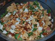 Rezept: Italienischer Nudelsalat mit zweierlei Tomaten Italienischer Nudelsalat mit zweierlei Tomaten - Rezept