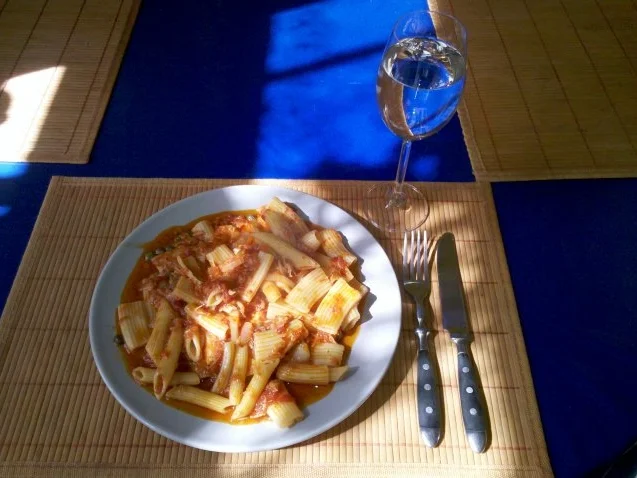 Nudeln: Rigatoni in Thunfisch-Soße - Rezept - Bild Nr. 2