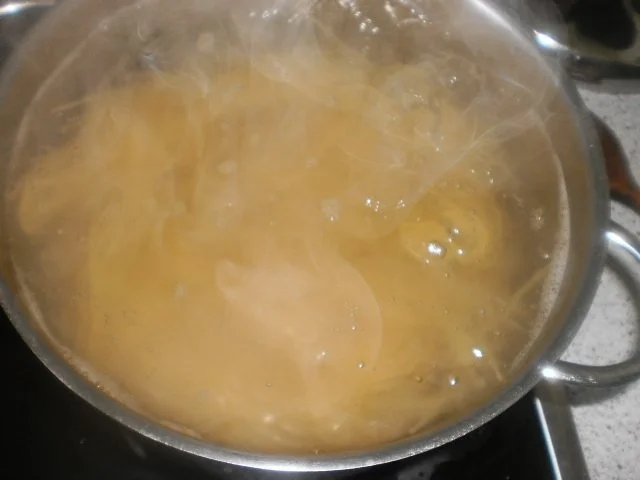 Rezept: Spaghetti in Tomaten-Schinkensauce Bild Nr. 6 Spaghetti in Tomaten-Schinkensauce - Rezept - Bild Nr. 6