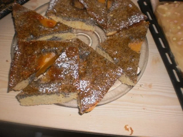 Rezept: Pfirsch-Mohn-Kuchen Pfirsch-Mohn-Kuchen - Rezept