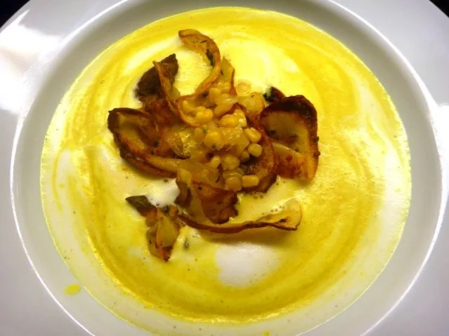 Mais-Schaum-Sueppchen mit Thymian-Kartoffelchips - Rezept - Bild Nr. 5