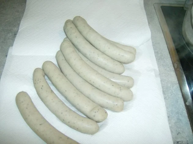 Schweinswürstl mit Sauerkraut und Kartoffelbrei - Rezept - Bild Nr. 6