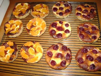 Kleine Käsekuchen mit Obst - Rezept