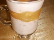 Himbeerjoghurt mit Apfelmus - Rezept