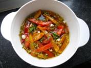 Bunte marinierte Paprika Streifen mit mediterranen Kräuter - Rezept - Bild Nr. 2