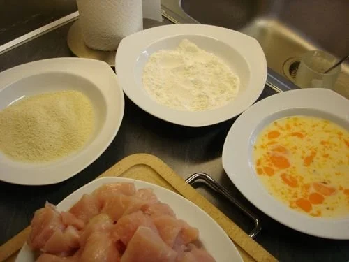 Rezept: Backhendl-Nuggets Bild Nr. 4 Backhendl-Nuggets - Rezept - Bild Nr. 4