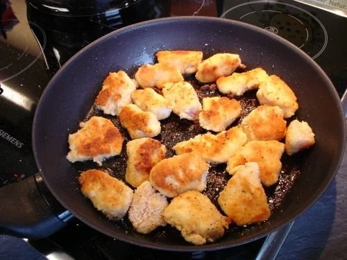 Rezept: Backhendl-Nuggets Bild Nr. 6 Backhendl-Nuggets - Rezept - Bild Nr. 6