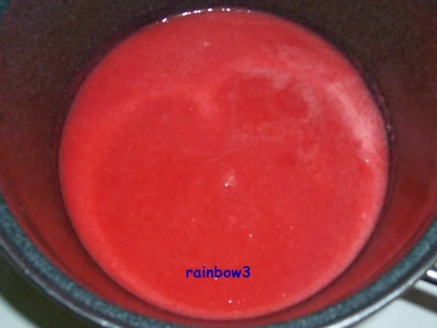 Rezept: Sirup: Erdbeer Bild Nr. 2 Sirup: Erdbeer - Rezept - Bild Nr. 2