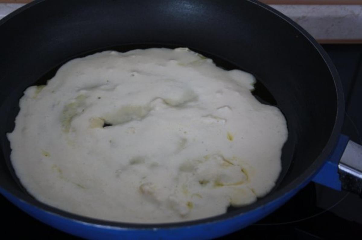 Süßspeise: Buttermilch-Hefepfannkuchen - Rezept - Bild Nr. 3