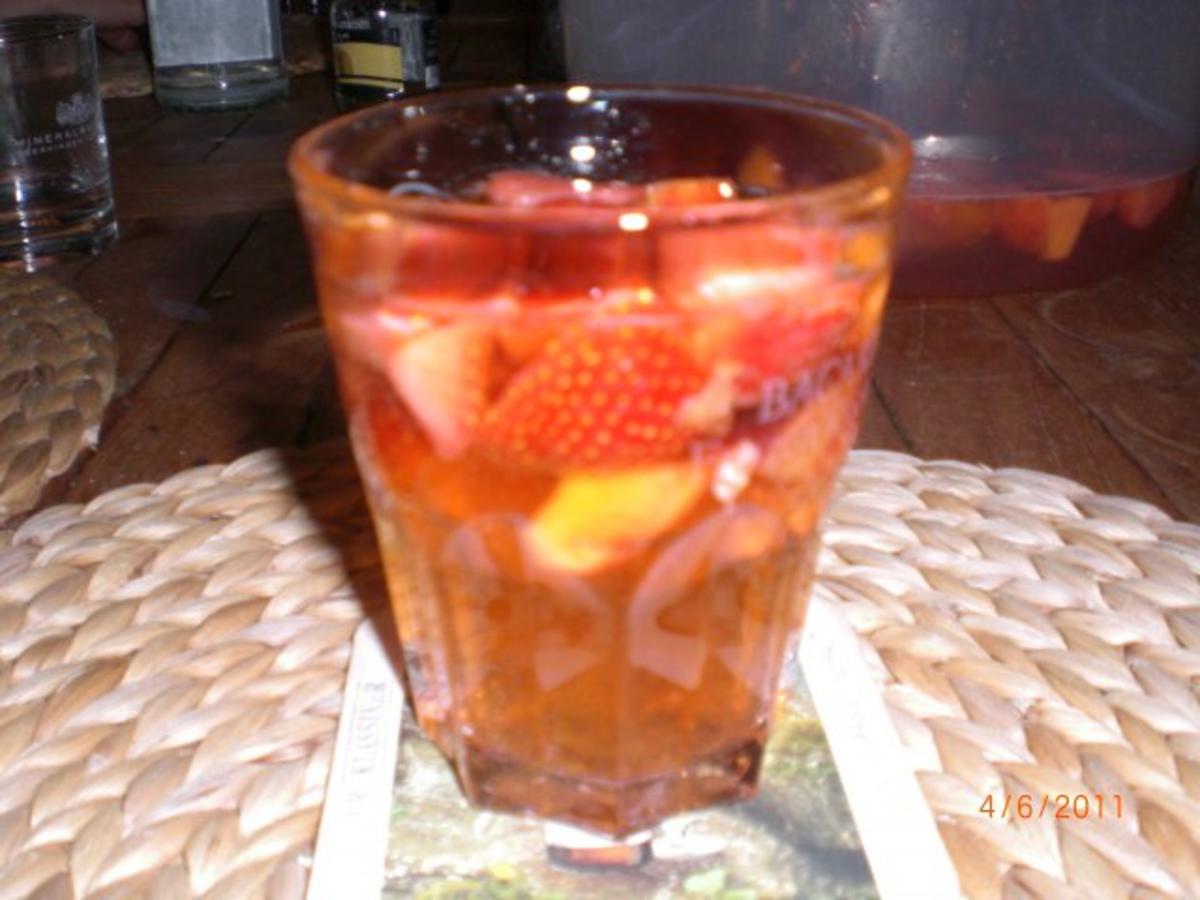 Erdbeeren-Nektarinen Bowle mit Campari - Rezept - Bild Nr. 7