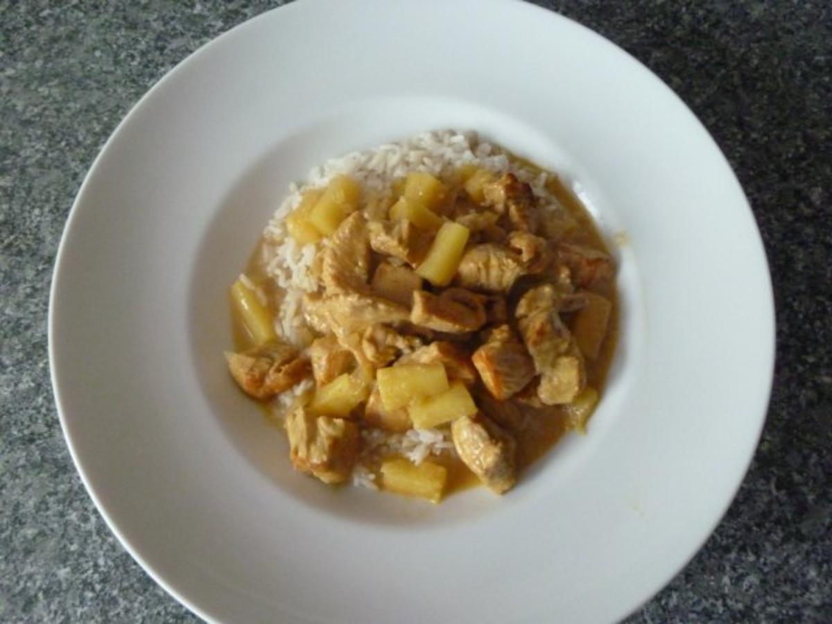 Curry Geschnetzeltes mit Ananas-Mandarinen Reis - Rezept - kochbar.de