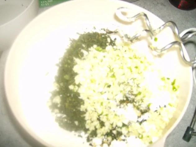 Rezept: Kräuter Knoblauchbrot und Semmeln Bild Nr. 6 Kräuter Knoblauchbrot und Semmeln - Rezept - Bild Nr. 6