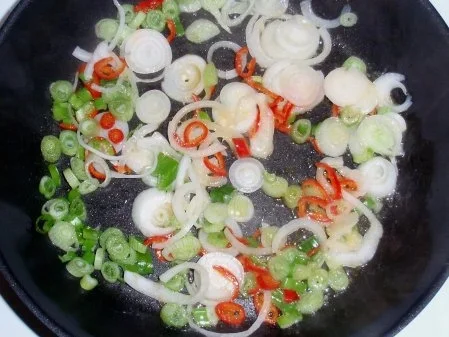 Rezept: Grüne Spargel-Nudel-Pfanne Bild Nr. 6 Grüne Spargel-Nudel-Pfanne - Rezept - Bild Nr. 6