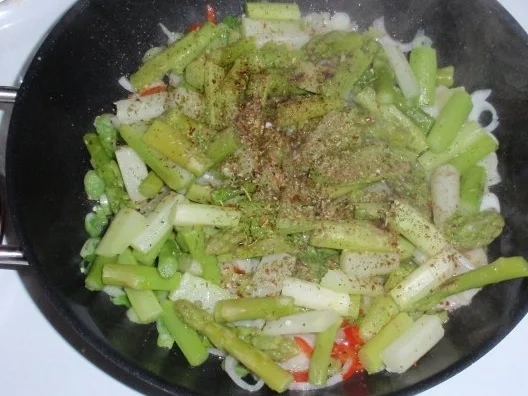 Rezept: Grüne Spargel-Nudel-Pfanne Bild Nr. 7 Grüne Spargel-Nudel-Pfanne - Rezept - Bild Nr. 7