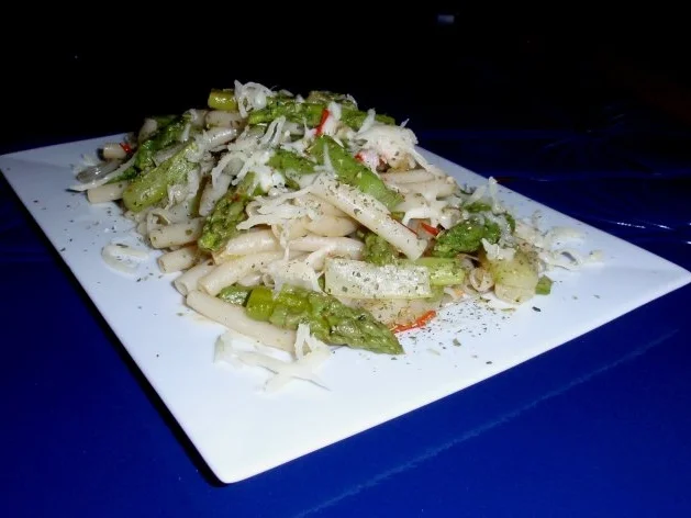 Rezept: Grüne Spargel-Nudel-Pfanne Bild Nr. 10 Grüne Spargel-Nudel-Pfanne - Rezept - Bild Nr. 10