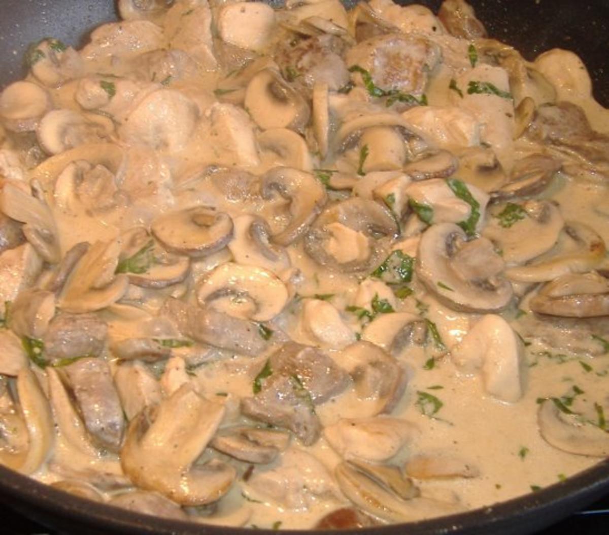 Filetspitzen mit Champignons und Basilikum - Rezept - Bild Nr. 4