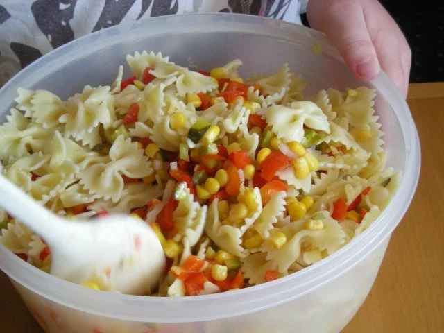 Nudelsalat mit Schmetterlingen - Rezept - Bild Nr. 5