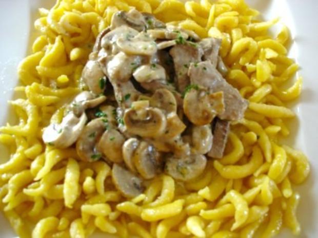 Züricher Geschnetzeltes mit Spätzle - Rezept - kochbar.de Züricher Geschnetzeltes mit Spätzle - Rezept - kochbar.de