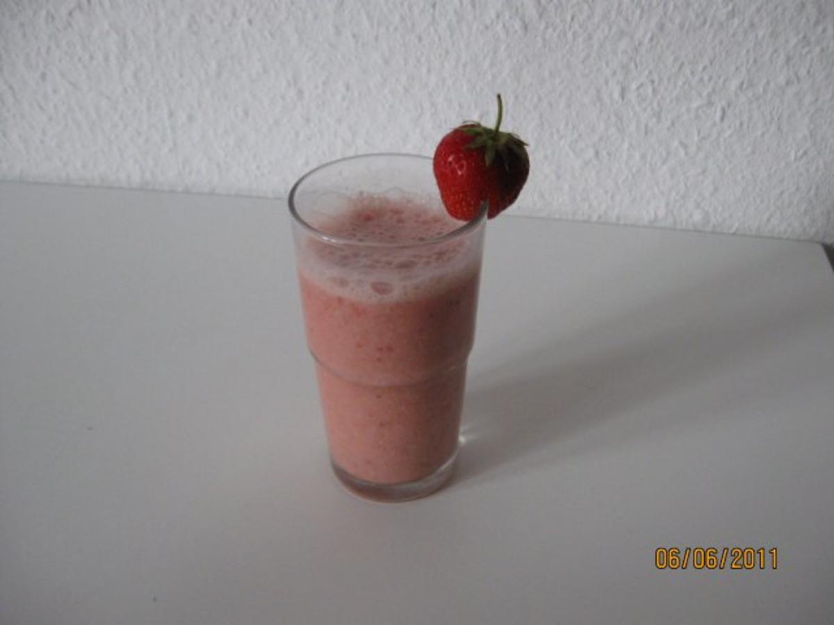 Erdbeer - Hafer - Shake - Rezept