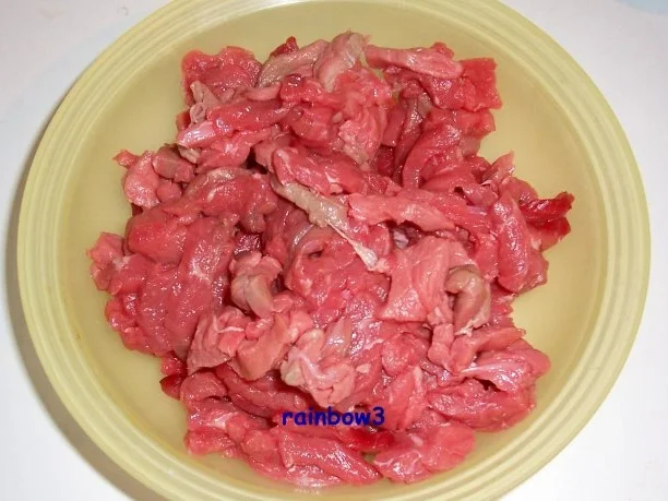 Kochen: Rindsgeschnetzeltes mit Tomatensauce - Rezept - Bild Nr. 2