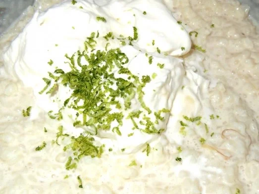 Rezept: Zitronengras-Milchreis mit Aprikosen-Ingwer-Kompott Bild Nr. 9 Zitronengras-Milchreis mit Aprikosen-Ingwer-Kompott - Rezept - Bild Nr. 9