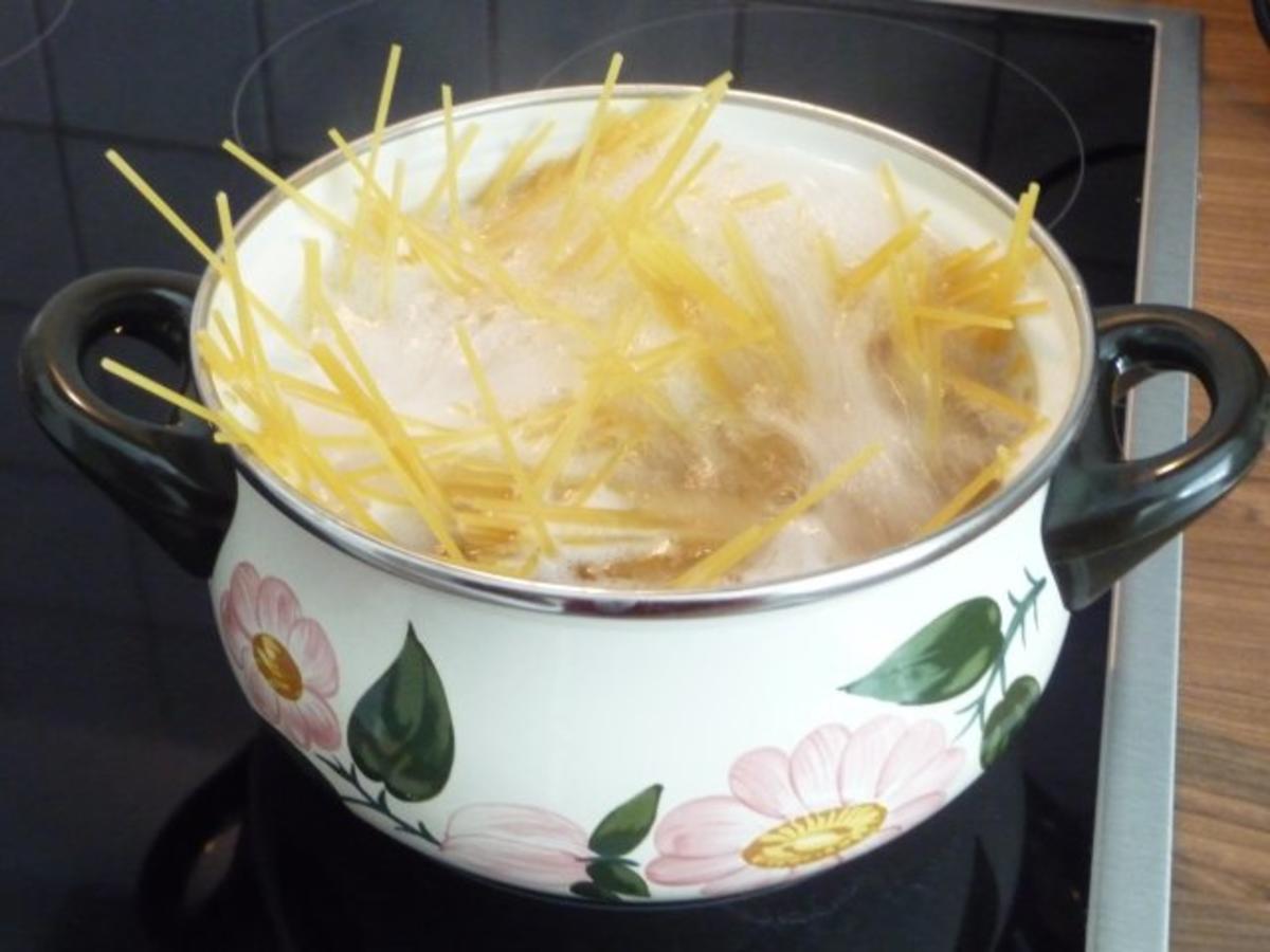 Resteverwertung : Spaghetti mit Gemüsehähnchen - Rezept - Bild Nr. 6