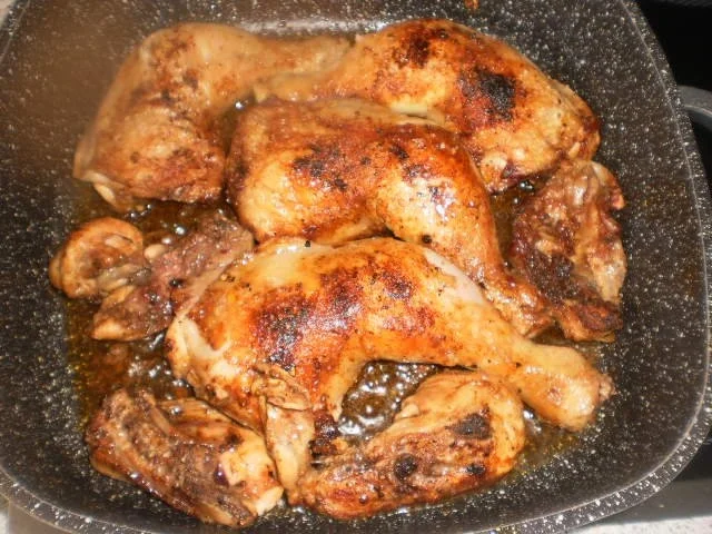 Hähnchenkeulchen ~ Spargel ~ Pilz-Tomaten-Sauce - Rezept - Bild Nr. 5