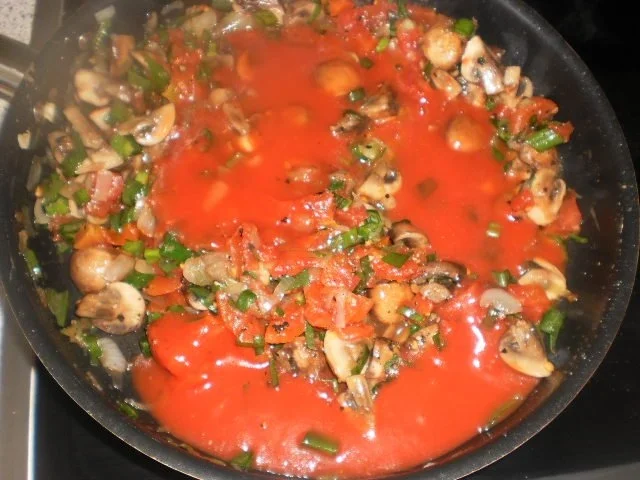 Hähnchenkeulchen ~ Spargel ~ Pilz-Tomaten-Sauce - Rezept - Bild Nr. 16