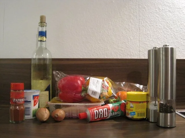 Rezept: Hühner-Geschnetzeltes mit Paprika Bild Nr. 2 Hühner-Geschnetzeltes mit Paprika - Rezept - Bild Nr. 2